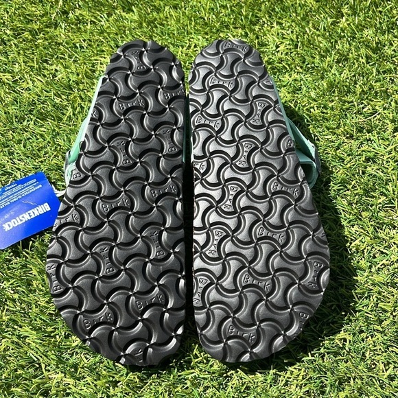 NWT BIRKENSTOCK GIZEH SANDAL - Picture 7 of 7